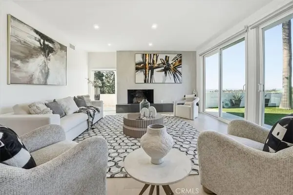 2717 N Mountain AVE, Claremont, CA 91711