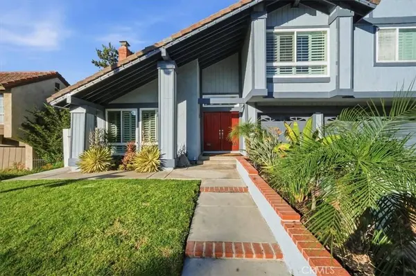 6471 E Shady Valley LN, Anaheim Hills, CA 92807