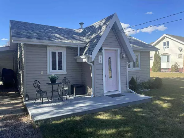 80N 100E, Raymond, AB T0K2S0