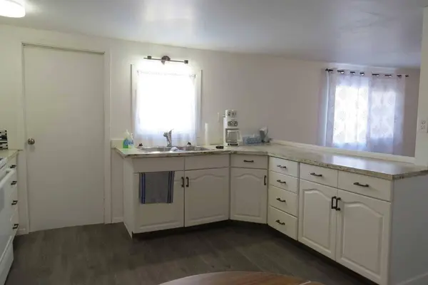 7 Parkland Estates, Raymond, AB T0K2S0