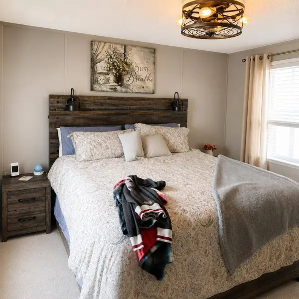 68 Westover AVE, Claresholm, AB T0L 0T0