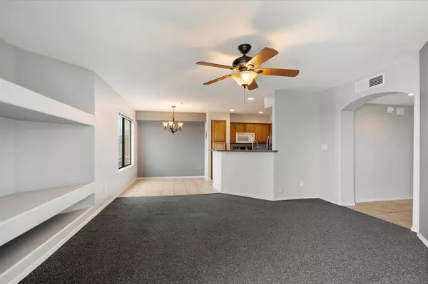 Fountain Hills, AZ 85268-4745,16631 E El Lago Blvd #214