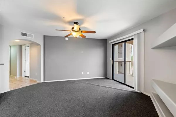 Fountain Hills, AZ 85268-4745,16631 E El Lago Blvd #214