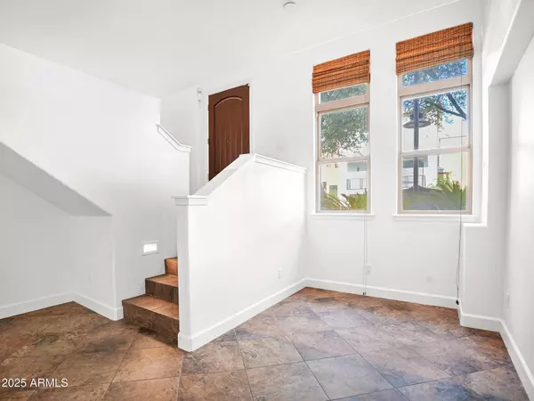 606 S WILSON Street, Tempe, AZ 85281