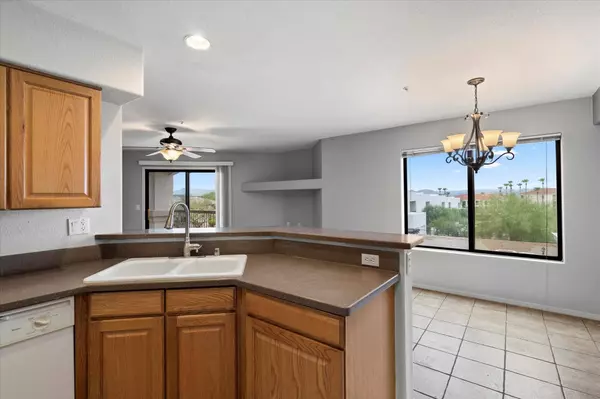 16631 E El Lago Blvd #214, Fountain Hills, AZ 85268-4745