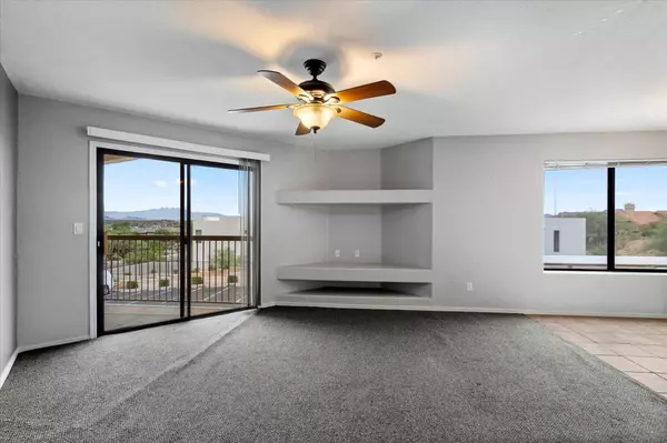 16631 E El Lago Blvd #214, Fountain Hills, AZ 85268-4745