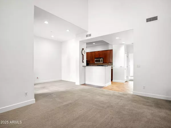 606 S WILSON Street, Tempe, AZ 85281