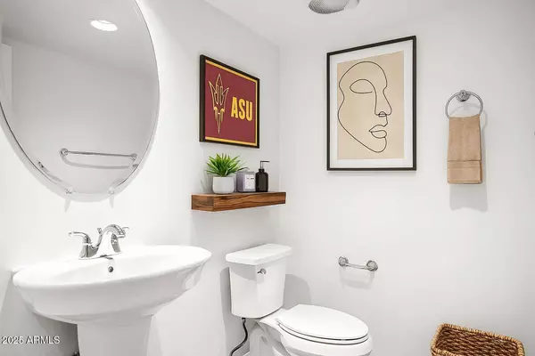 606 S WILSON Street, Tempe, AZ 85281