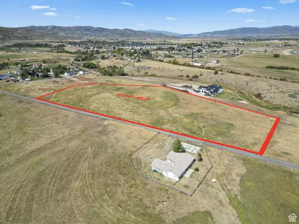201 E COUNTRY LN, Francis, UT 84036