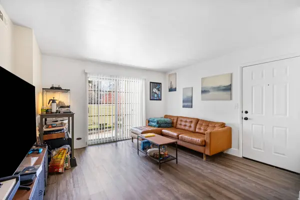 1228 E WATERSIDE CV S #12, Cottonwood Heights, UT 84047