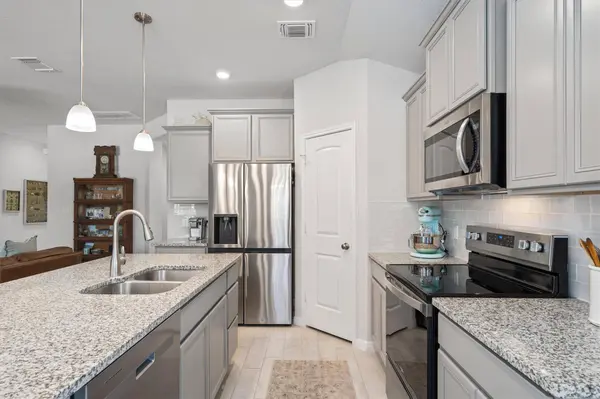 155 Tom Kite DR, Burnet, TX 78611