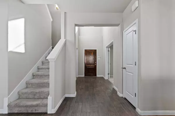 301 Greenway DR, Georgetown, TX 78628