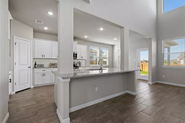 301 Greenway DR, Georgetown, TX 78628