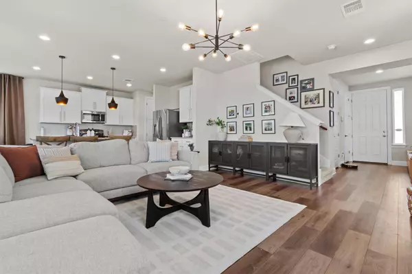 324 Gaida LOOP, Georgetown, TX 78628