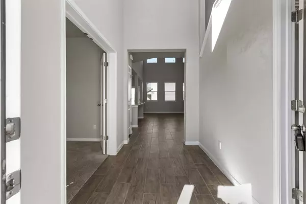 301 Greenway DR, Georgetown, TX 78628