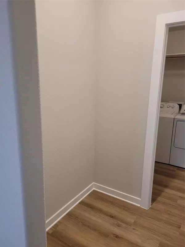 121 Tall Grass DR, Georgetown, TX 78628