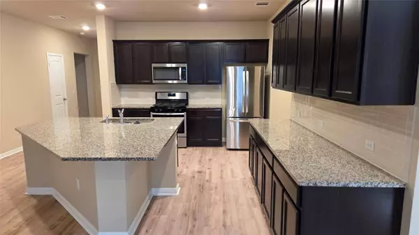 146 Arrowhead Vine ST, Leander, TX 78641