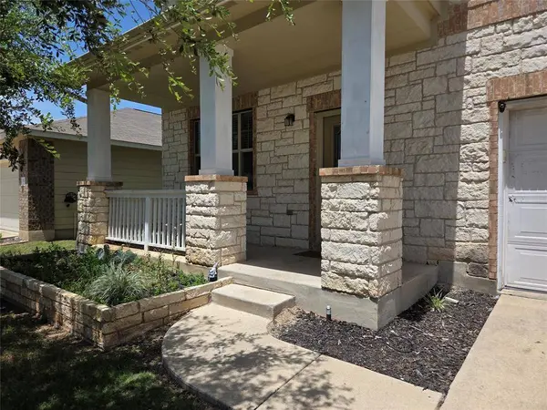 108 Quarry LN, Liberty Hill, TX 78642