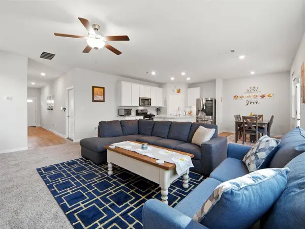 135 Mason Hill LN, Georgetown, TX 78628