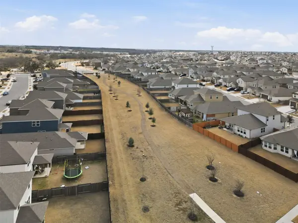 135 Mason Hill LN, Georgetown, TX 78628