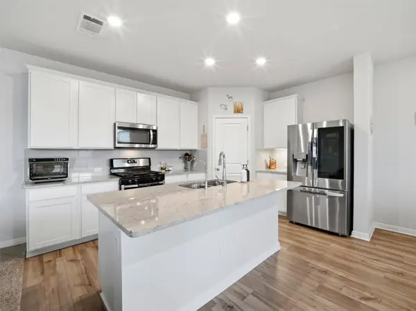 135 Mason Hill LN, Georgetown, TX 78628