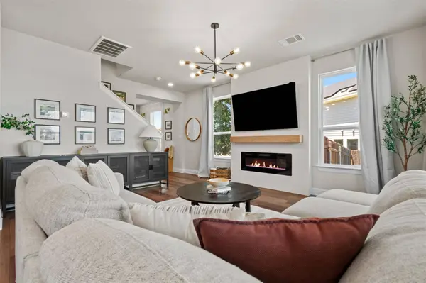 324 Gaida LOOP, Georgetown, TX 78628