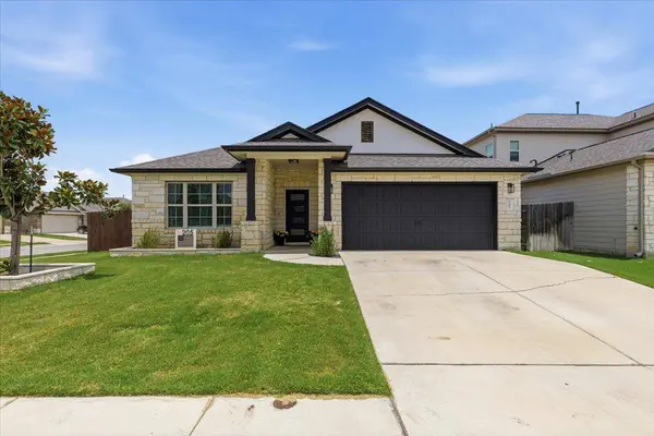 205 Bright Star LN, Georgetown, TX 78628