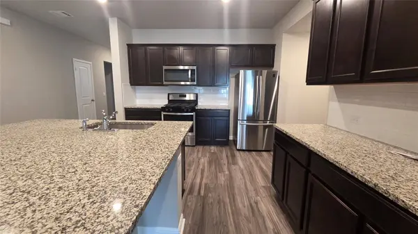 137 Arrowhead Vine ST, Leander, TX 78641