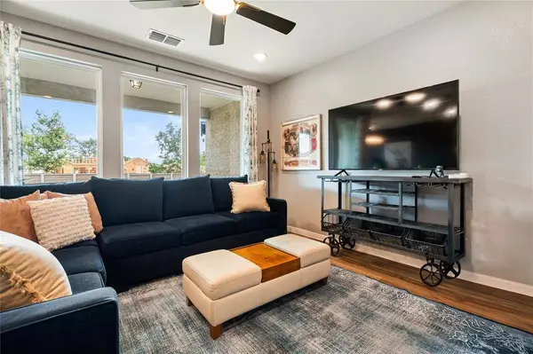1009 Dog Iron ST, Georgetown, TX 78633