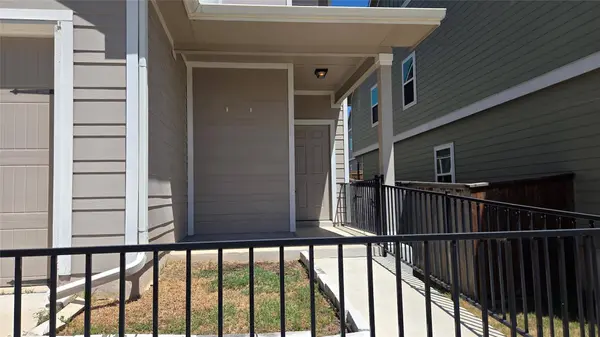 249 Red Buckeye LOOP, Liberty Hill, TX 78642