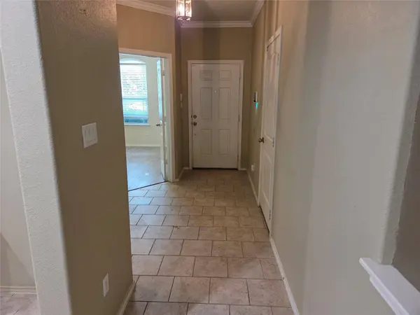 233 Eagle Owl LOOP, Leander, TX 78641