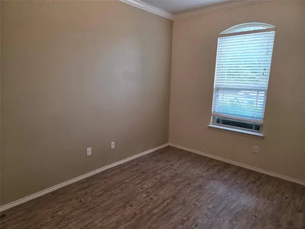 233 Eagle Owl LOOP, Leander, TX 78641
