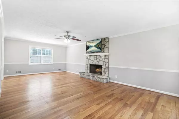 998 Pointer RDG, Tucker, GA 30084