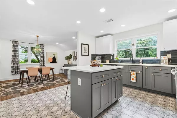 2296 North Shallowford RD, Atlanta, GA 30341