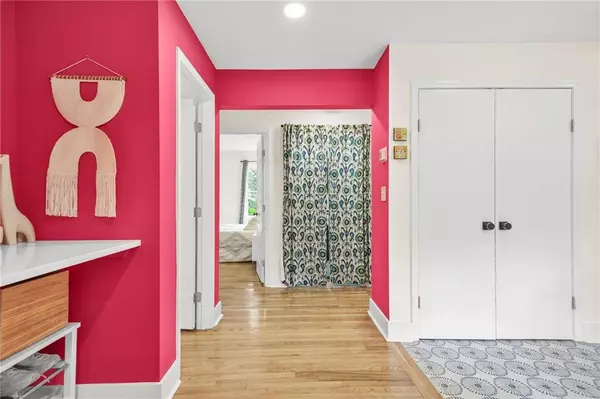 2296 North Shallowford RD, Atlanta, GA 30341