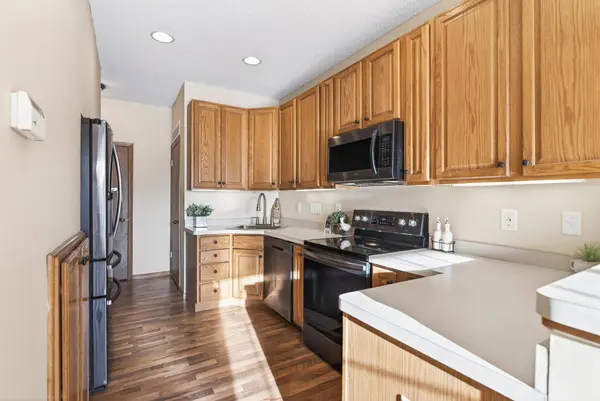 401 19th PL SE, Cambridge, MN 55008