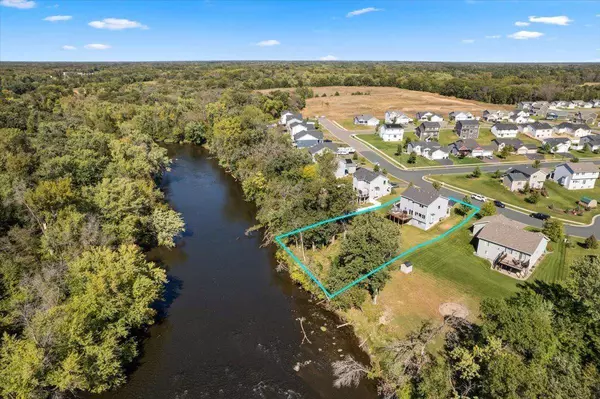 23536 Vintage CT NW, Saint Francis, MN 55070