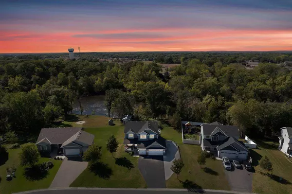 23536 Vintage CT NW, Saint Francis, MN 55070