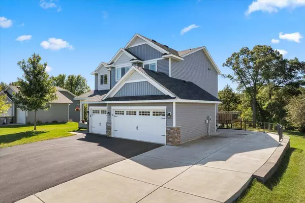 23536 Vintage CT NW, Saint Francis, MN 55070