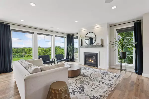 5865 Garland LN N, Plymouth, MN 55446