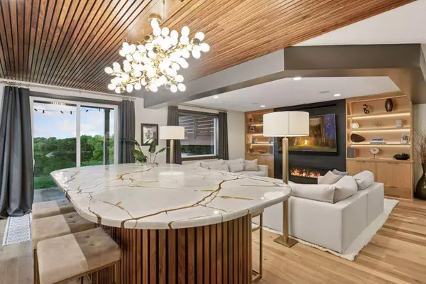 5865 Garland LN N, Plymouth, MN 55446