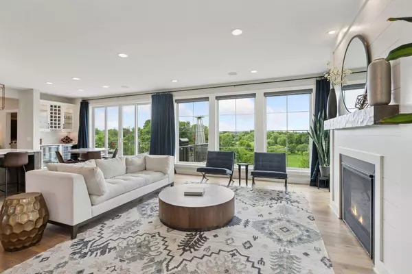 5865 Garland LN N, Plymouth, MN 55446