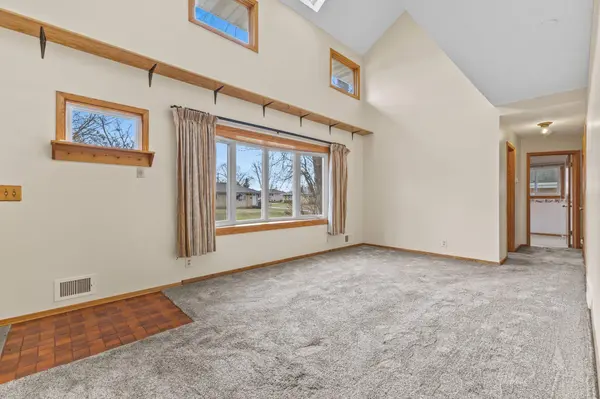 707 50 1/2 AVE NE, Minneapolis, MN 55421