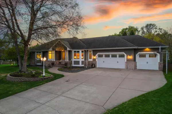 652 136th LN NE, Andover, MN 55304