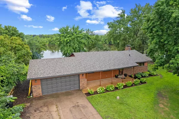 6328 Riverdale DR NW, Ramsey, MN 55303