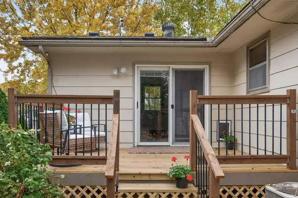 4027 10th AVE, Anoka, MN 55303