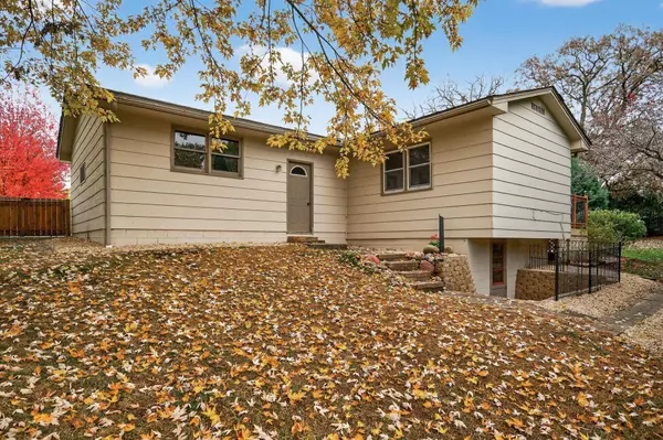 4027 10th AVE, Anoka, MN 55303