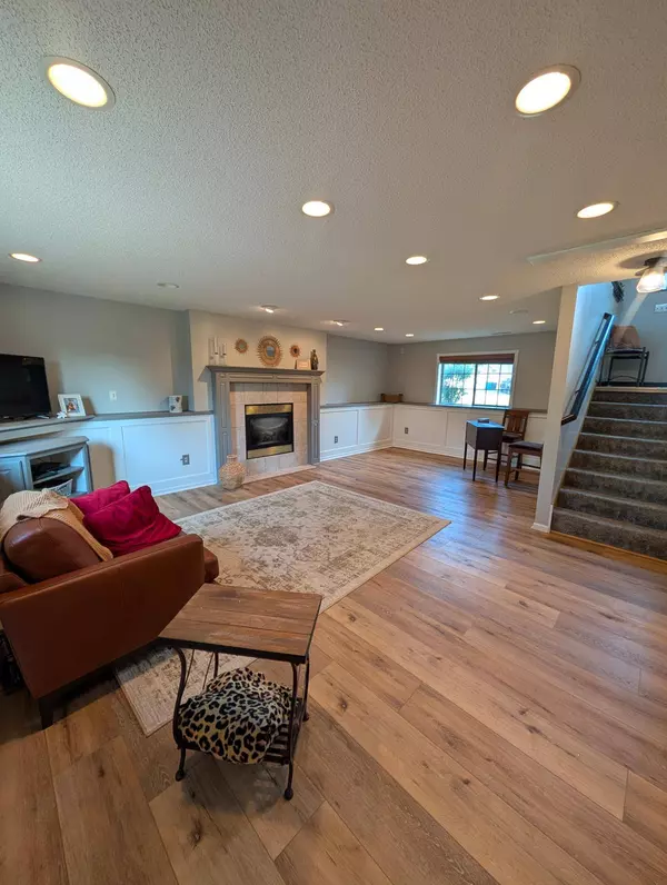 6700 153rd CT NW, Ramsey, MN 55303