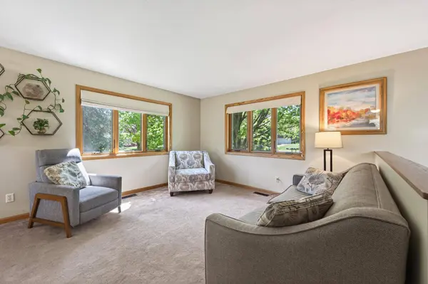 61 Quant CT S, Lakeland, MN 55043