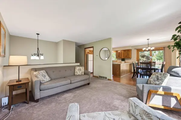 61 Quant CT S, Lakeland, MN 55043